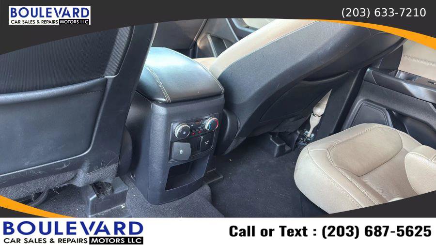 Used 2020 Ford Explorer Limited w/ Class III Trailer Tow Package image 36