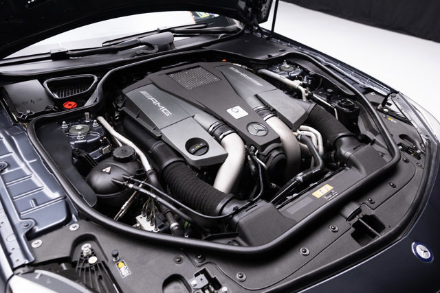 Used 2015 Mercedes-Benz SL 63 AMG w/ Driver Assistance Package image 54