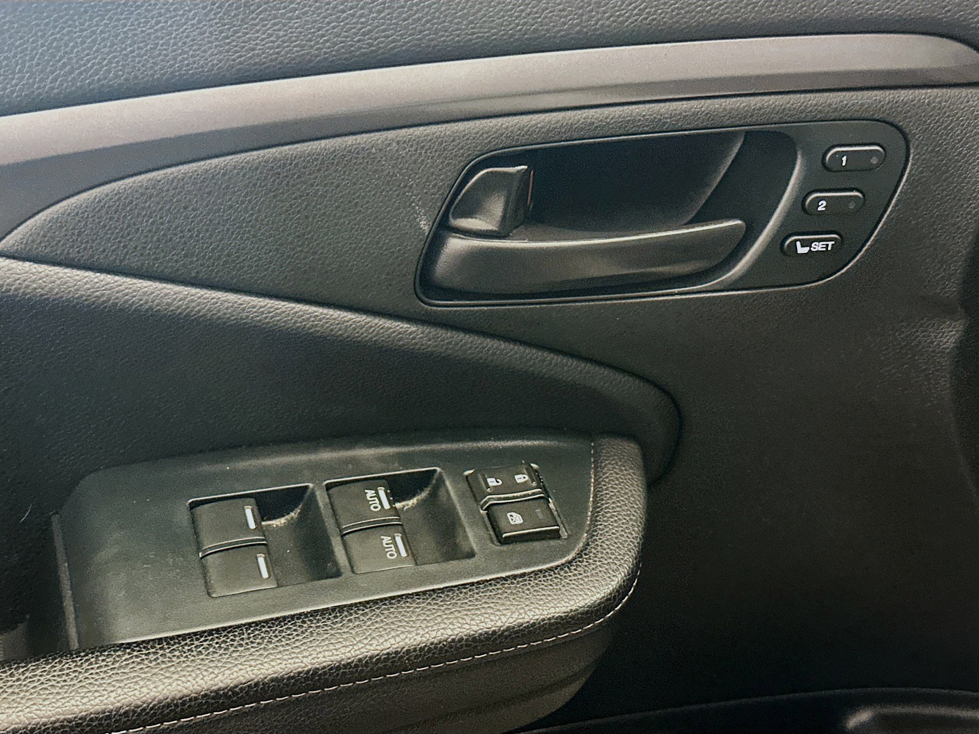 Used 2023 Honda Passport EX-L image 15