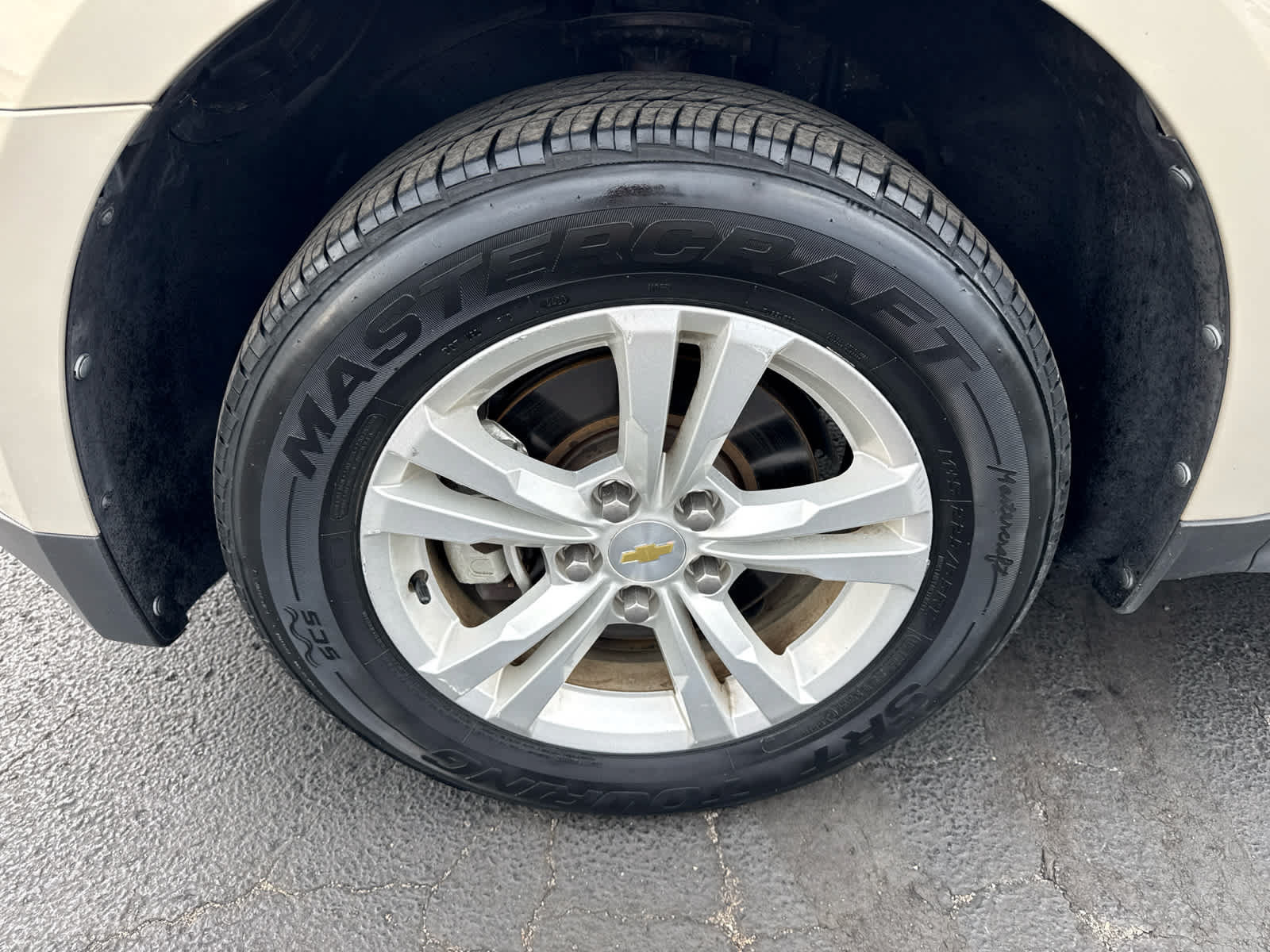 Certified 2011 Chevrolet Equinox LS FWD image 9