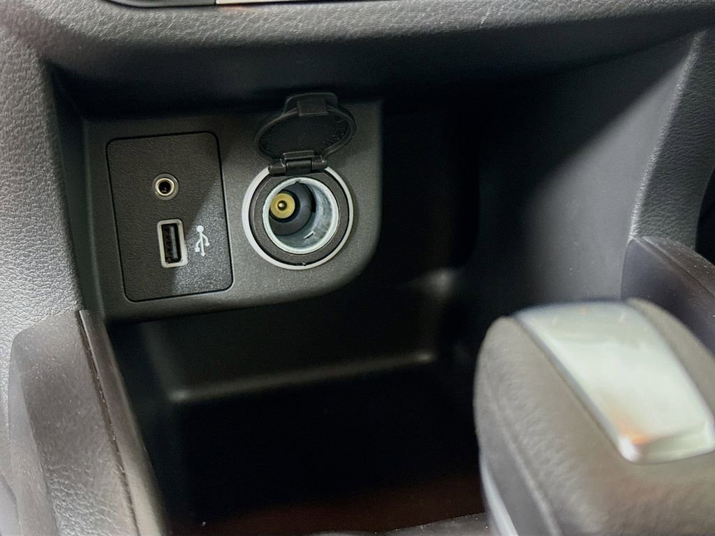 Used 2024 Nissan Kicks S image 33