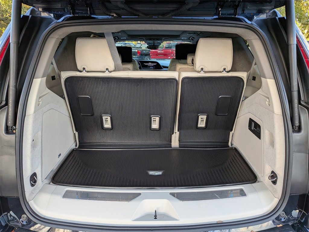 Certified 2024 Cadillac Escalade Sport Platinum w/ LPO, Floor Liner Package image 15