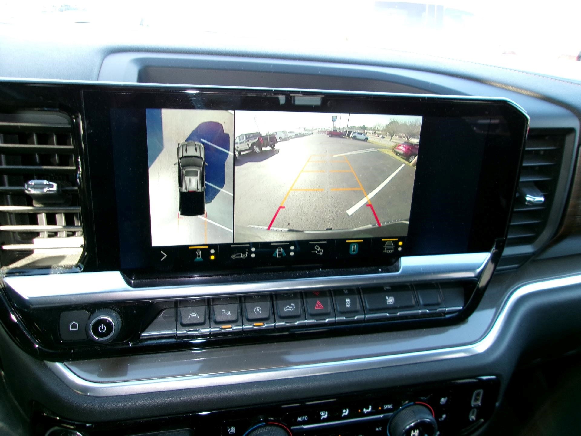 Certified 2022 Chevrolet Silverado 1500 High Country w/ High Country Premium Package image 23