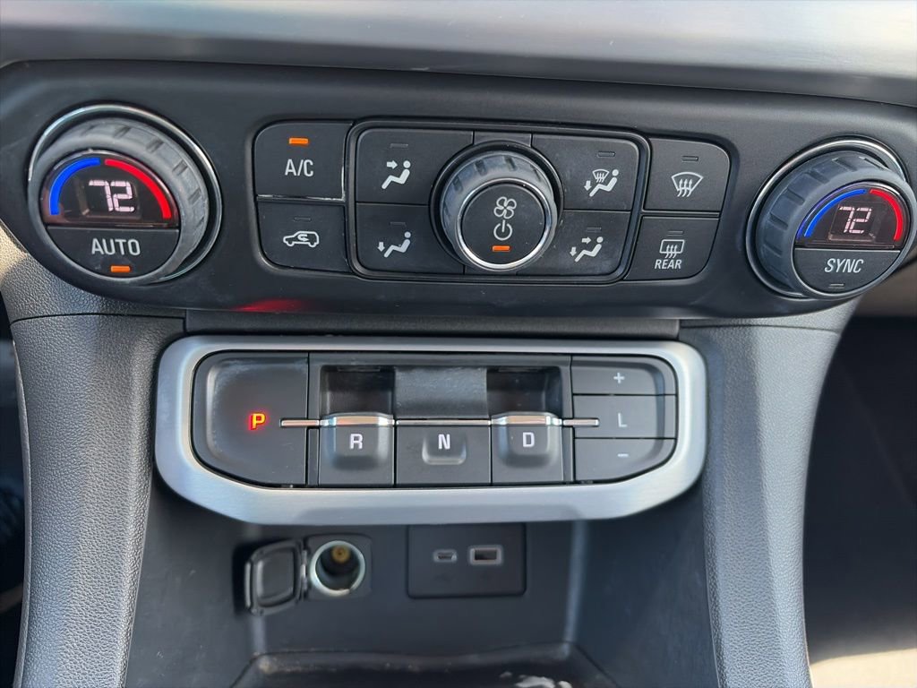 Used 2021 GMC Acadia SLE w/ Elevation Edition FWD image 19