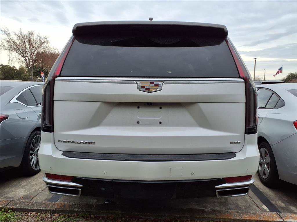 Certified 2024 Cadillac Escalade ESV Luxury image 9