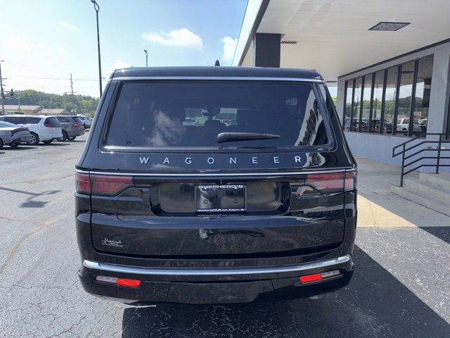 Used 2024 Jeep Wagoneer L 4WD image 7