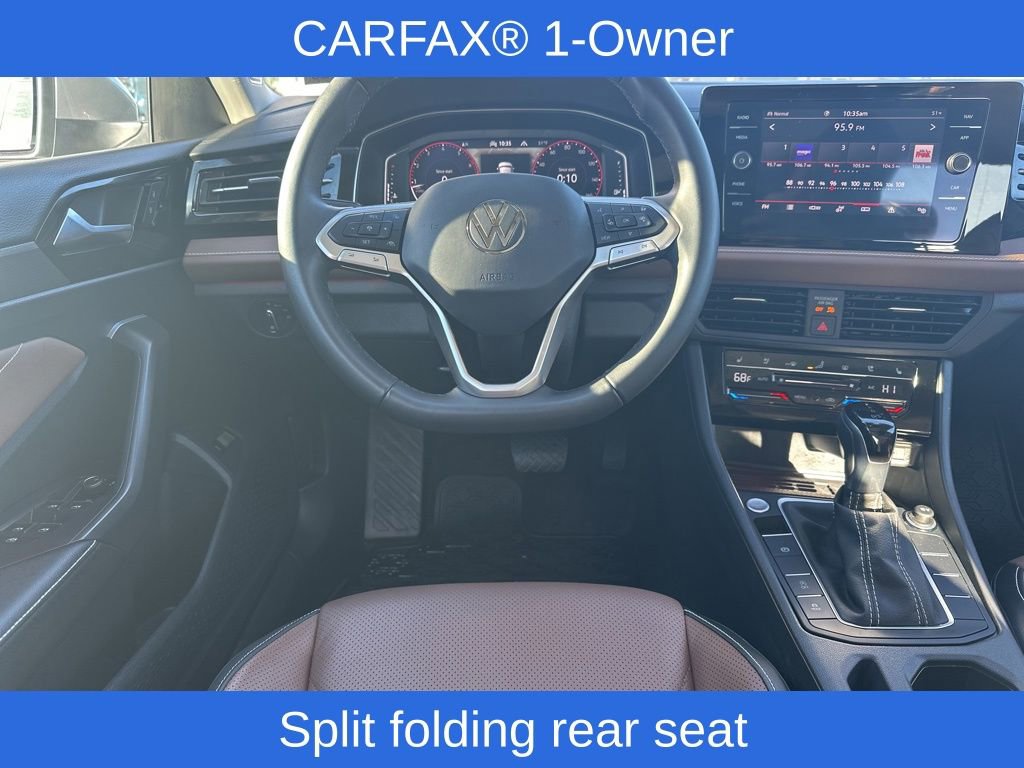 Used 2025 Volkswagen Jetta SEL image 17