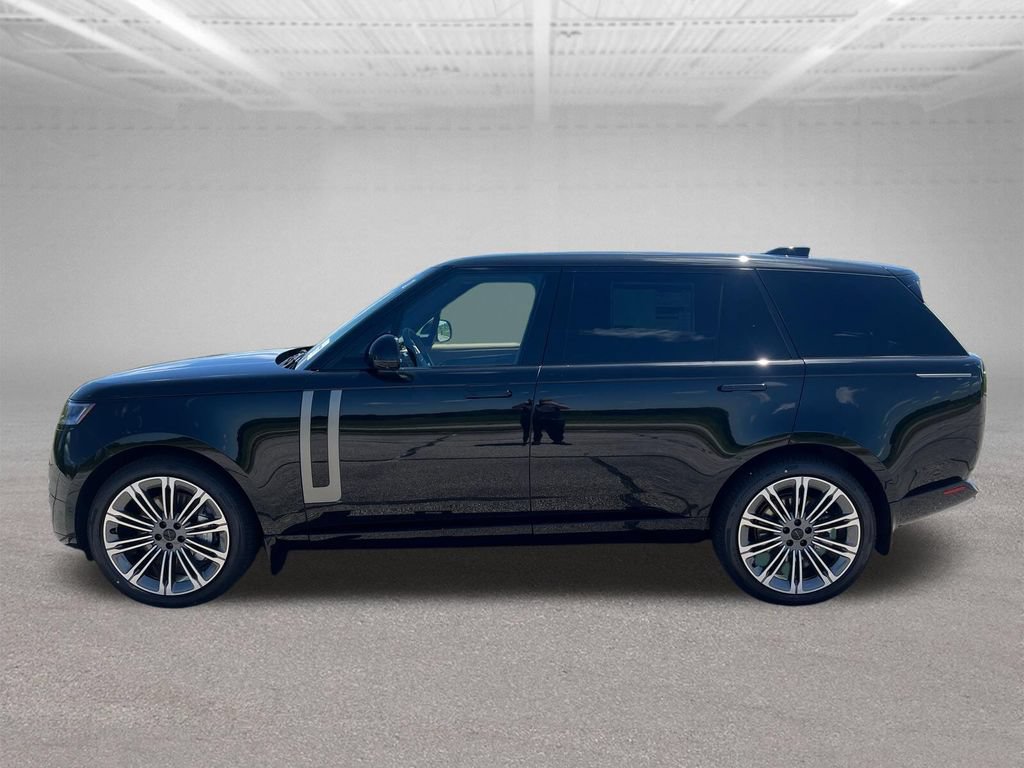 New 2026 Land Rover Range Rover Long Wheelbase SE AWD/4WD image 2
