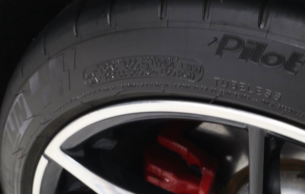 Used 2022 Toyota Supra Premium w/ Driver Assist Package image 21