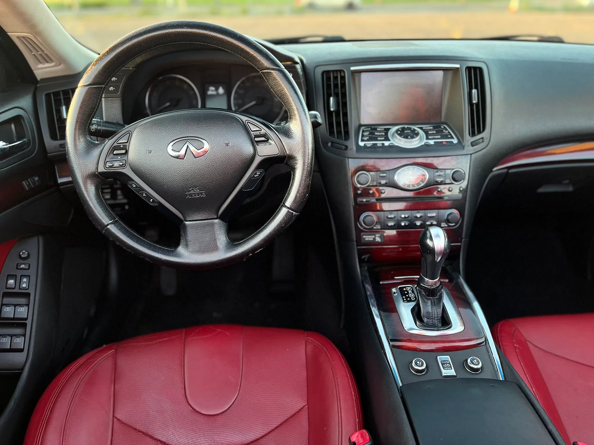 Used 2010 INFINITI G37 Anniversary Edition RWD image 21
