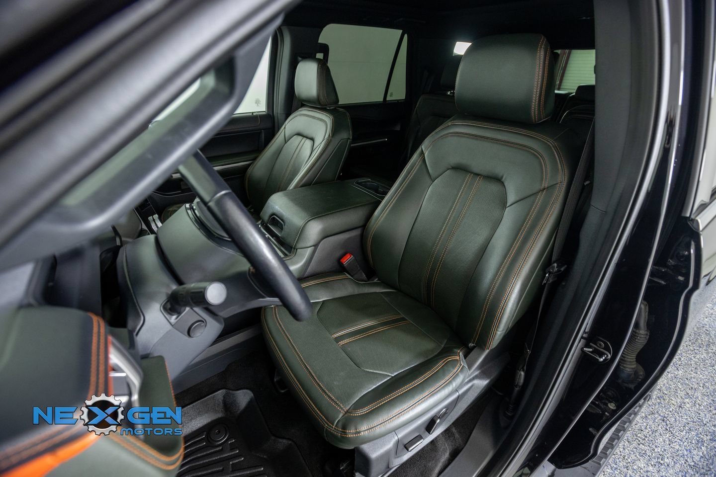 Used 2022 Ford Expedition Timberline w/ Equipment Group 501A AWD/4WD image 23
