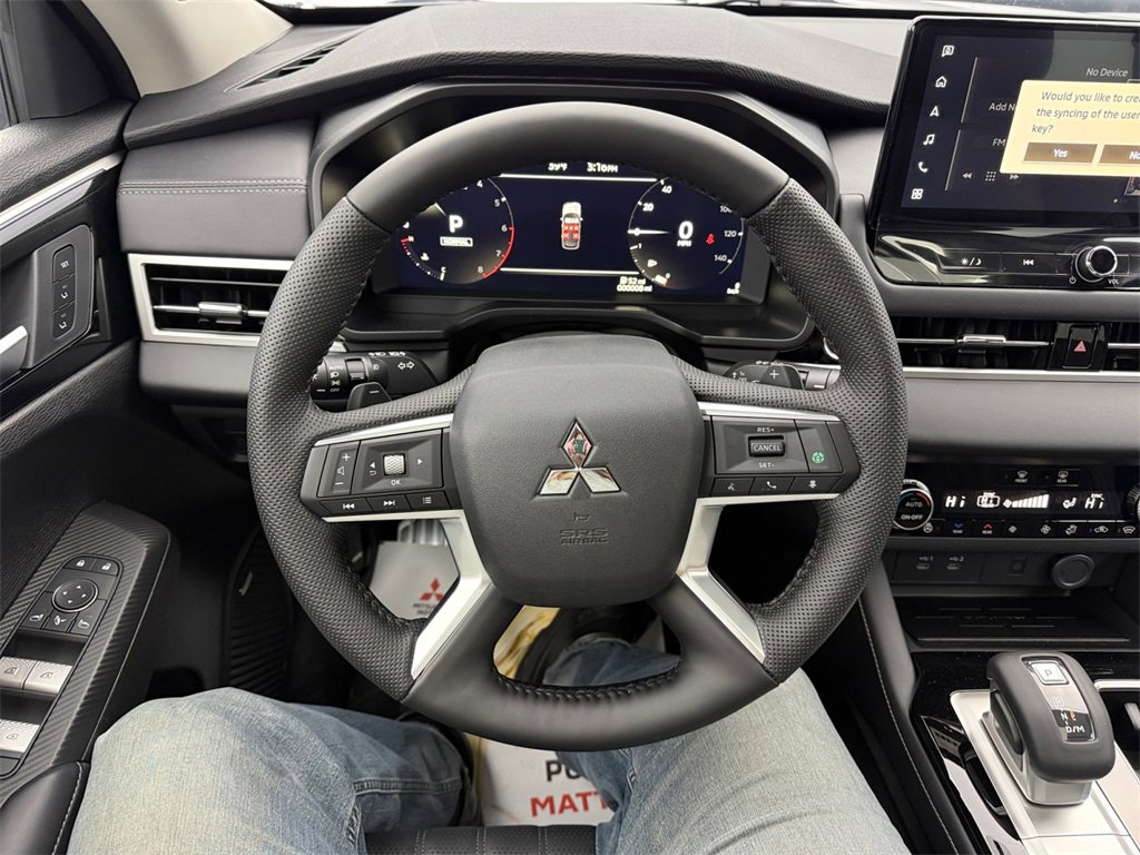 New 2026 Mitsubishi Outlander SEL image 15