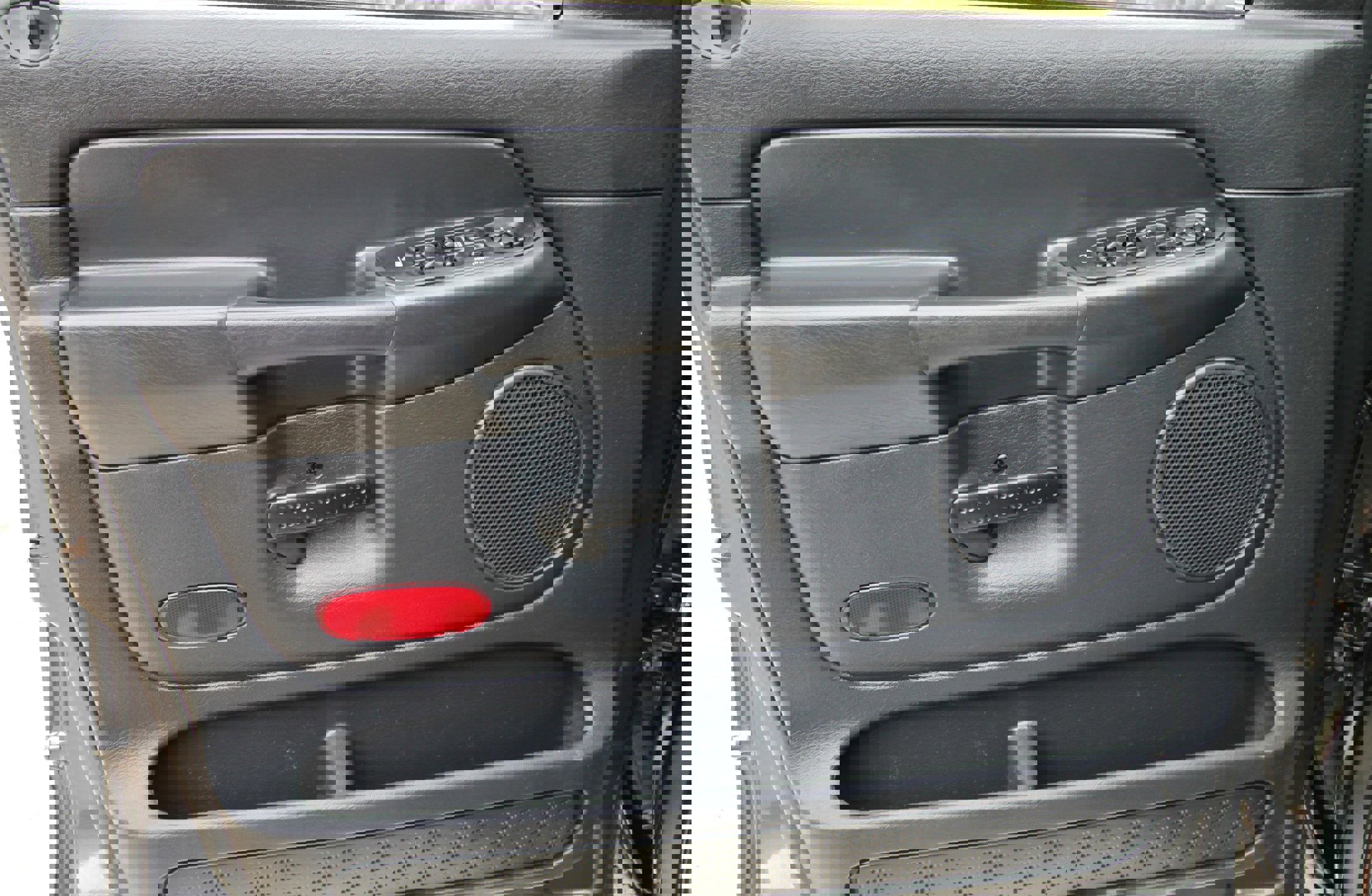 Used 2003 Dodge Ram 2500 Truck SLT image 19