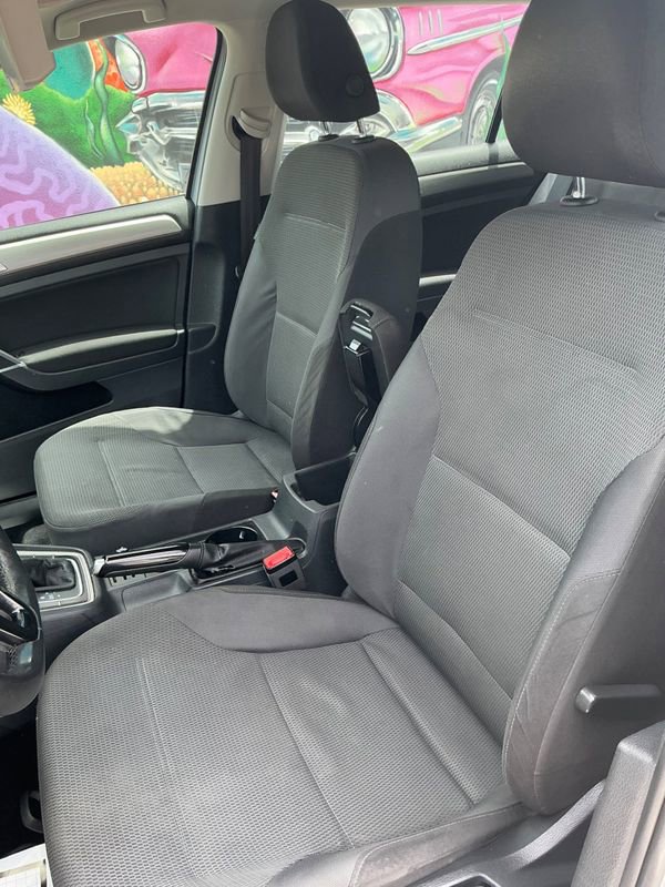 Used 2016 Volkswagen Golf S image 20