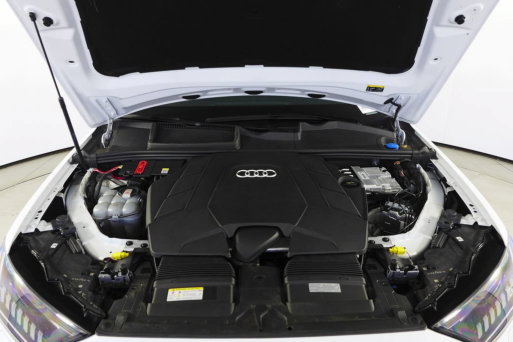 Used 2023 Audi Q7 3.0T Premium w/ Convenience Package AWD/4WD image 6