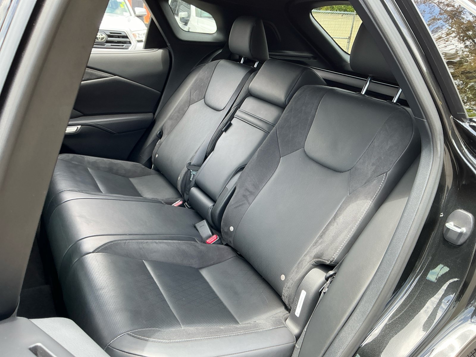 Used 2024 Lexus RX 350 w/ Convenience Package AWD/4WD image 18