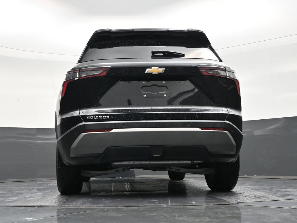 Used 2025 Chevrolet Equinox LT w/ Safety and Technology Package FWD image 24