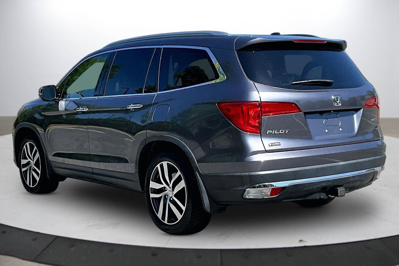 Used 2016 Honda Pilot Touring image 7
