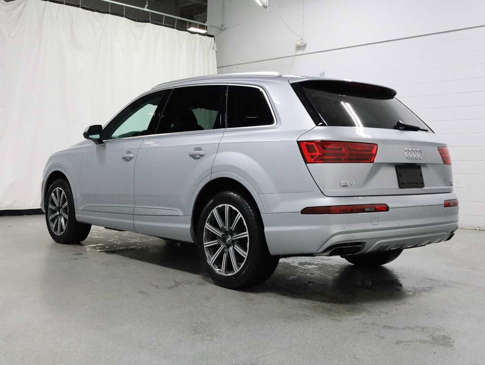 Used 2017 Audi Q7 3.0T Premium Plus AWD/4WD image 3