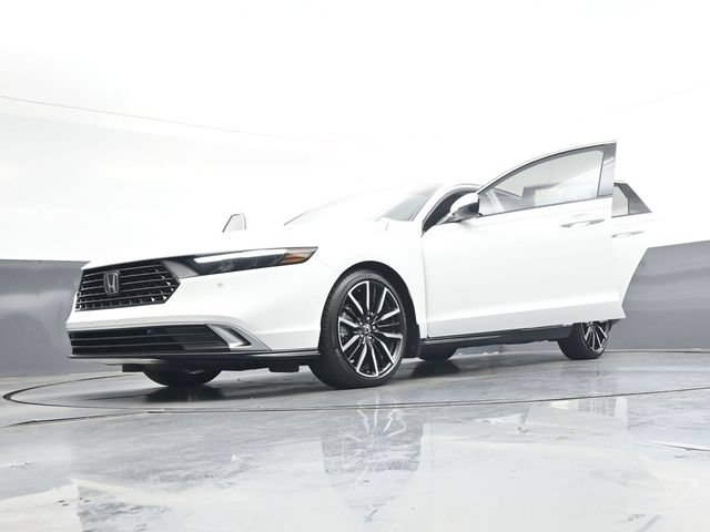 Used 2025 Honda Accord Touring image 43