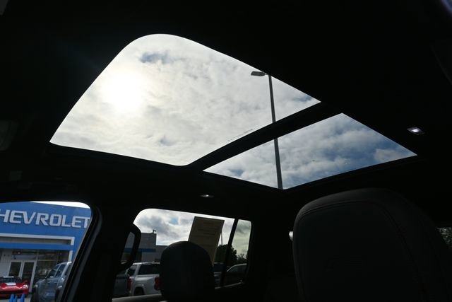 Used 2024 Chevrolet Traverse RS w/ LPO, Floor Liner Package image 22