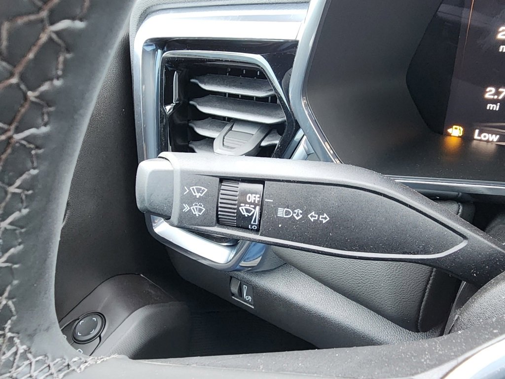 New 2026 GMC Canyon Elevation w/ Convenience Package image 21