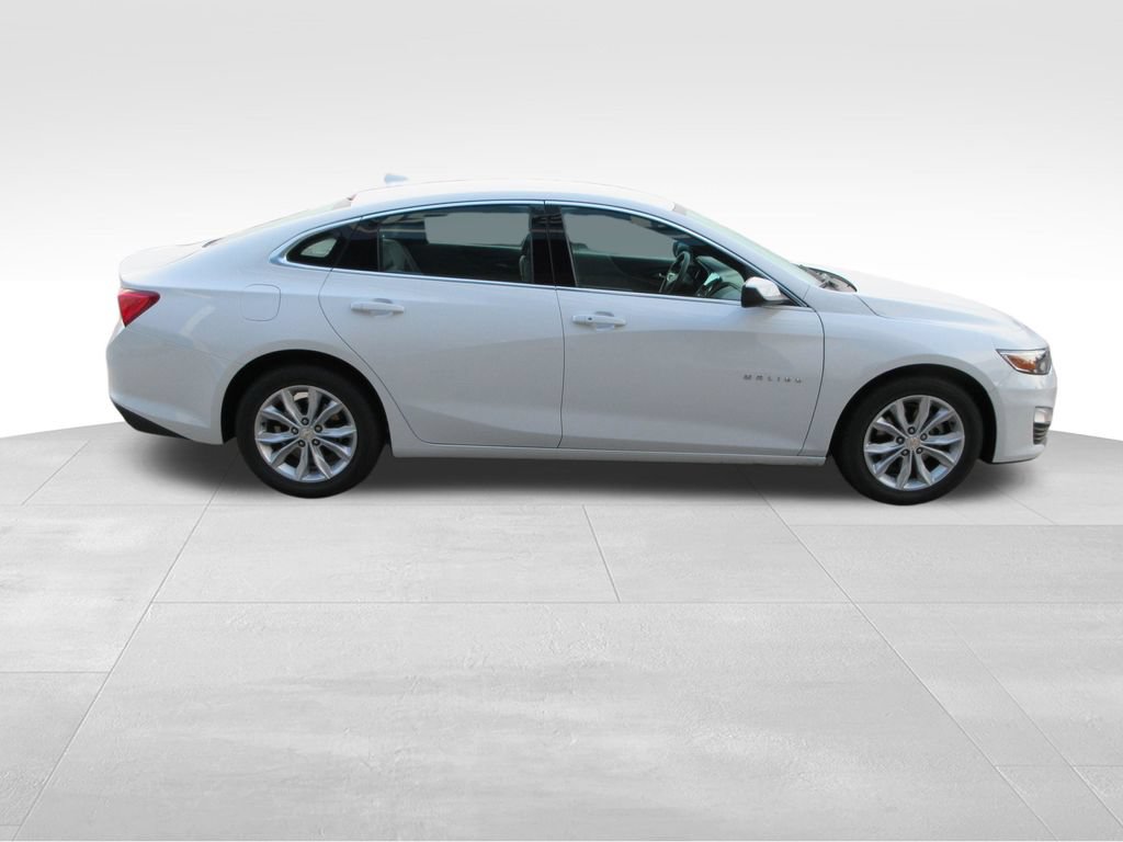 Used 2025 Chevrolet Malibu LT FWD image 6