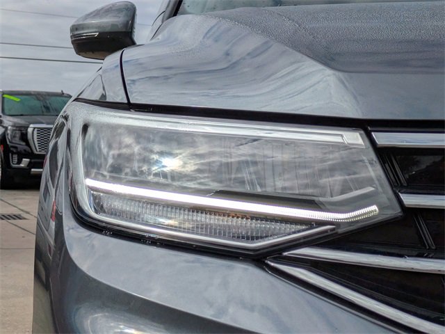 Used 2024 Volkswagen Tiguan SE image 10