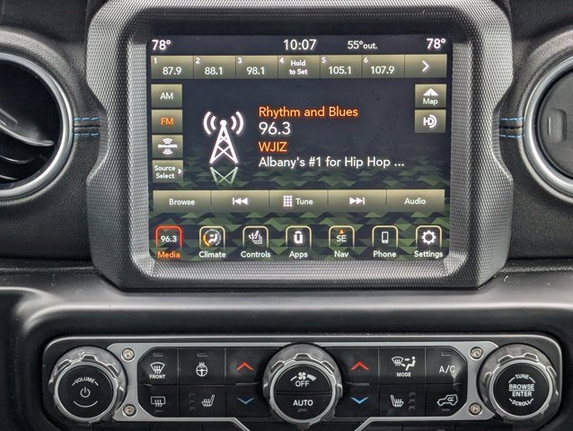 Used 2021 Jeep Wrangler Unlimited Rubicon 4xe w/ Dual Top Group image 15