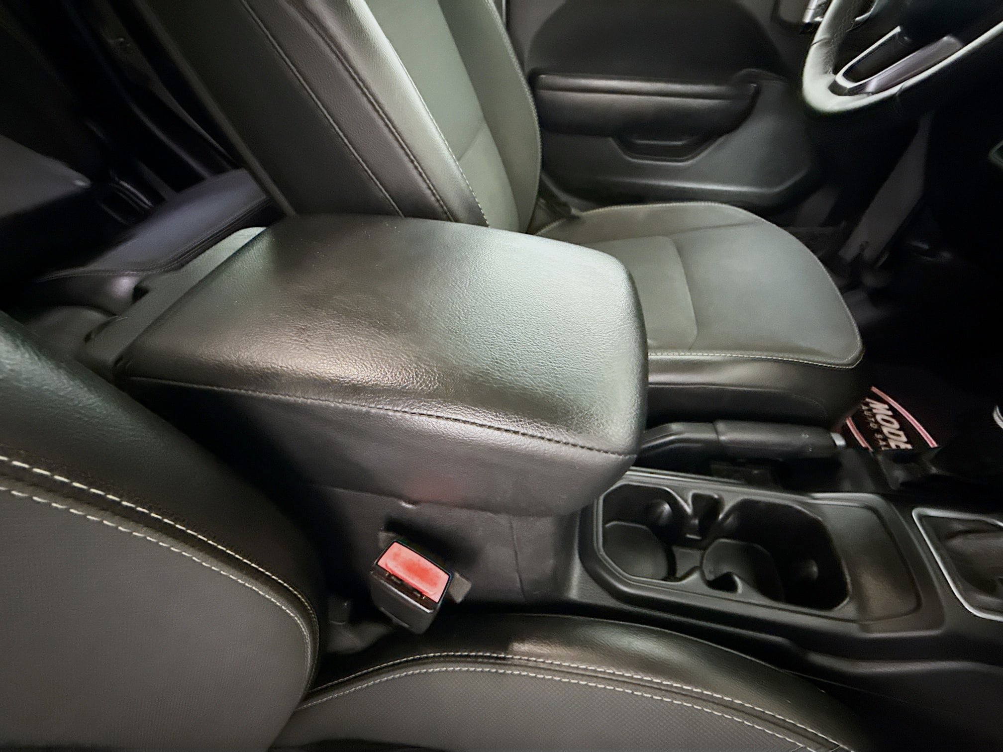 Used 2021 Jeep Gladiator Sport AWD/4WD image 34
