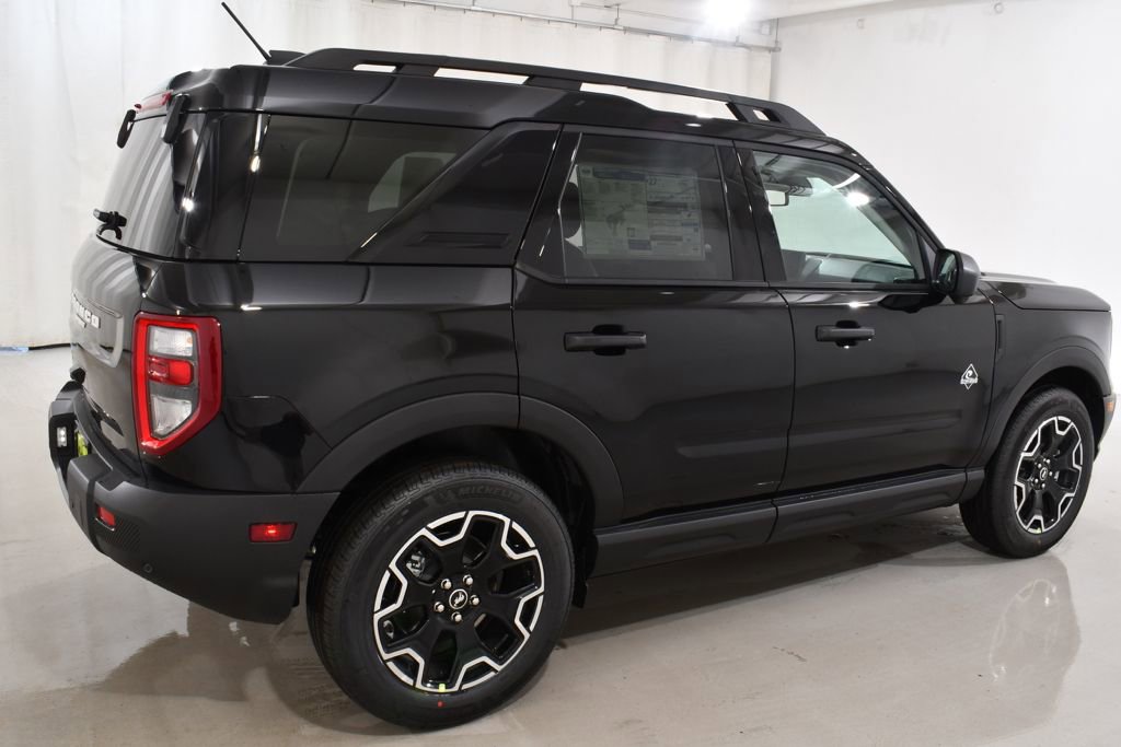 New 2026 Ford Bronco Sport Outer Banks AWD/4WD image 11