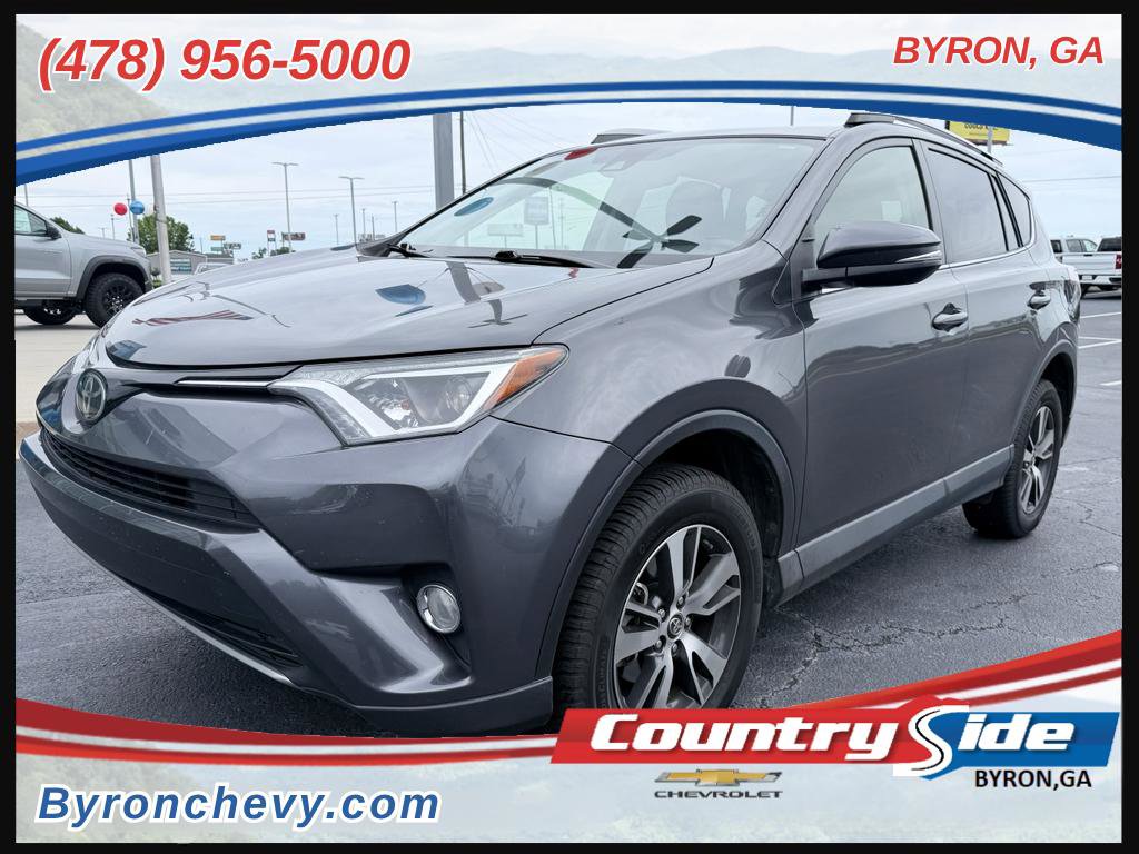 Used 2017 Toyota RAV4 XLE FWD image 1