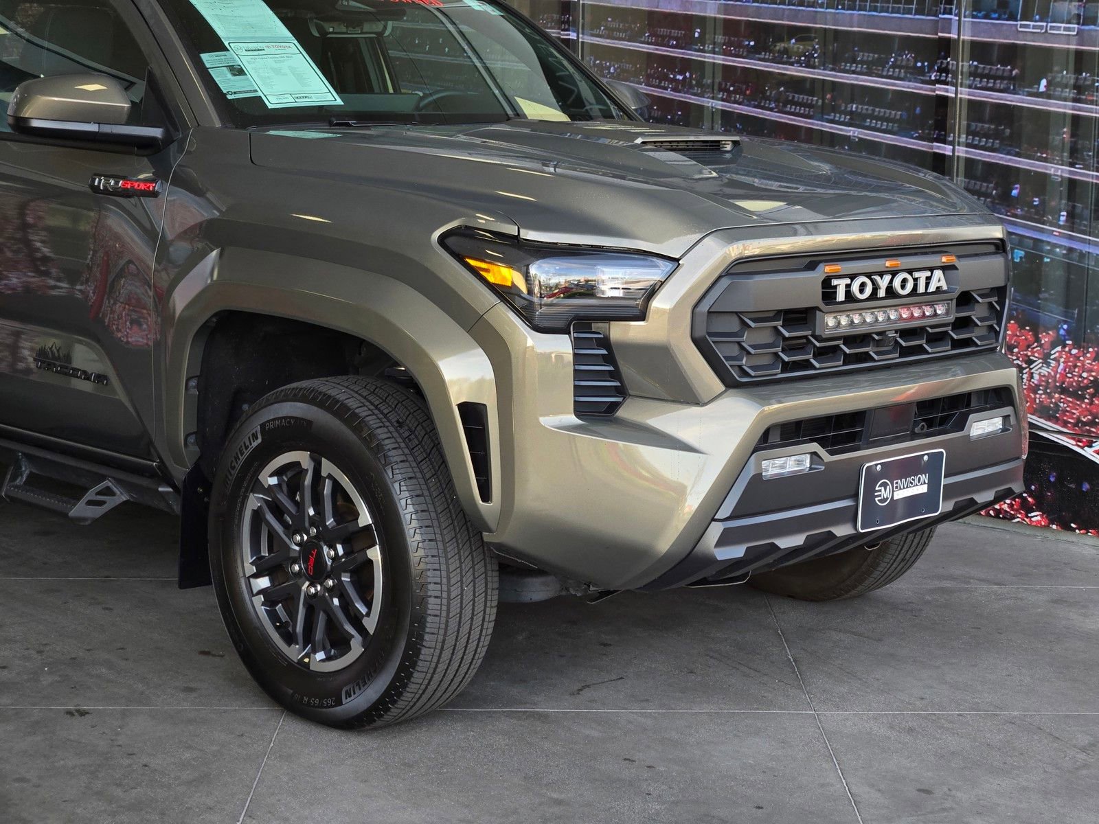 Used 2024 Toyota Tacoma TRD Sport image 2