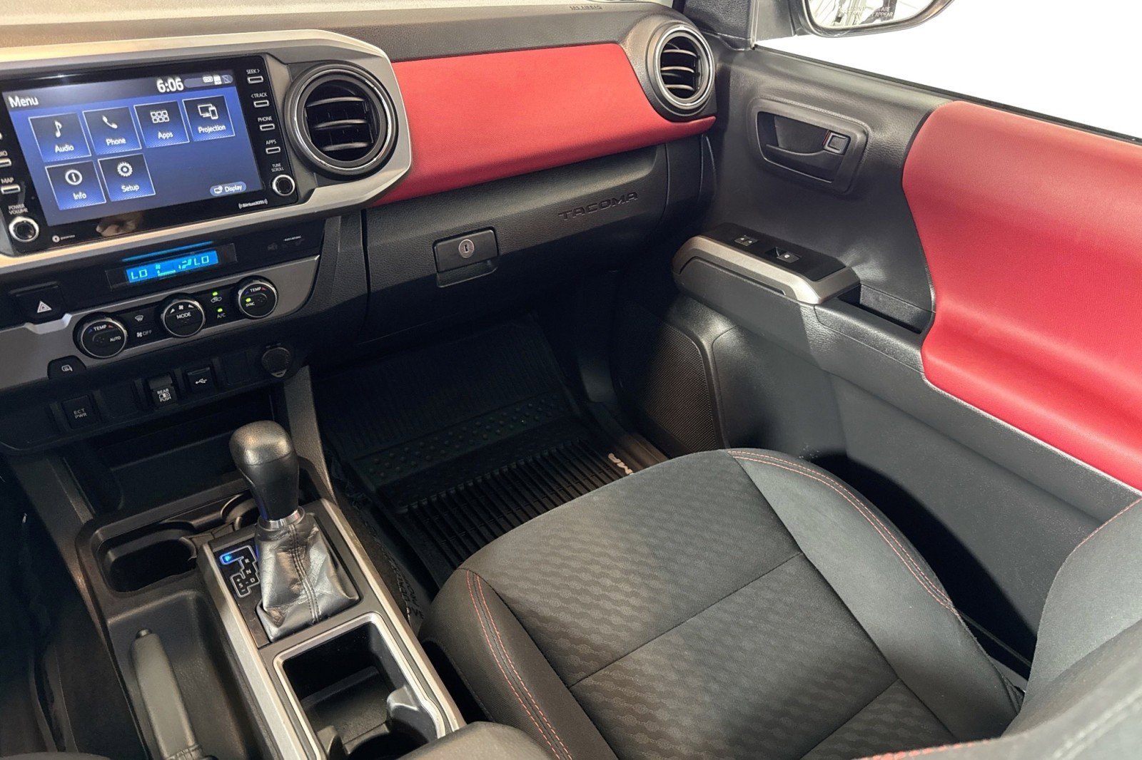 Used 2023 Toyota Tacoma SR5 image 21