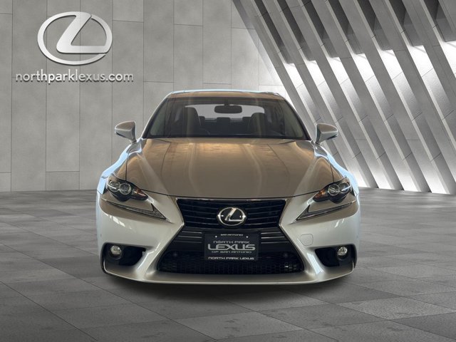 Used 2016 Lexus IS 200t w/ Premium Package RWD image 6