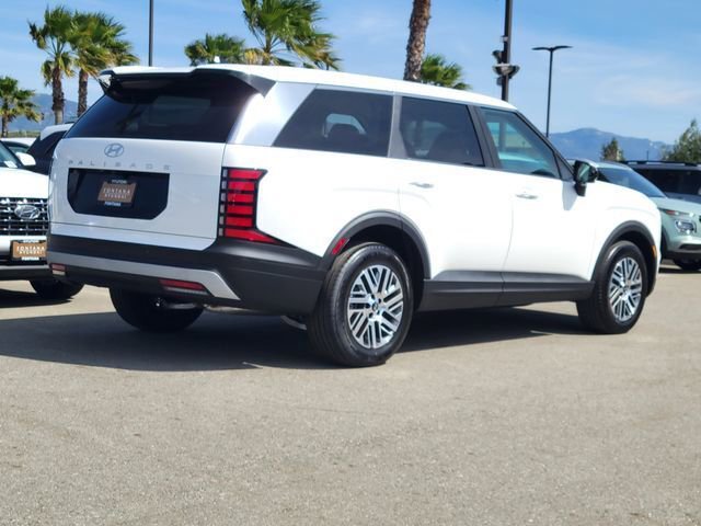 New 2026 Hyundai Palisade SE image 2