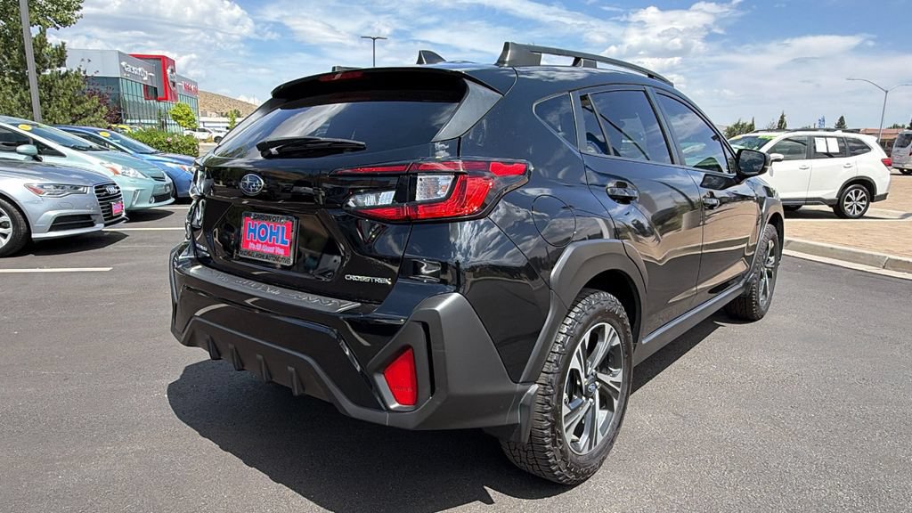 Used 2024 Subaru Crosstrek 2.0i Premium AWD/4WD image 3