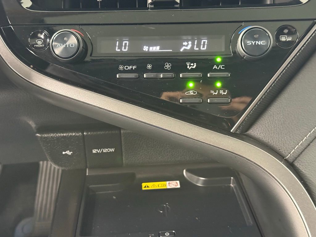 Used 2023 Toyota Camry XSE w/ Cold Weather Package FWD image 33