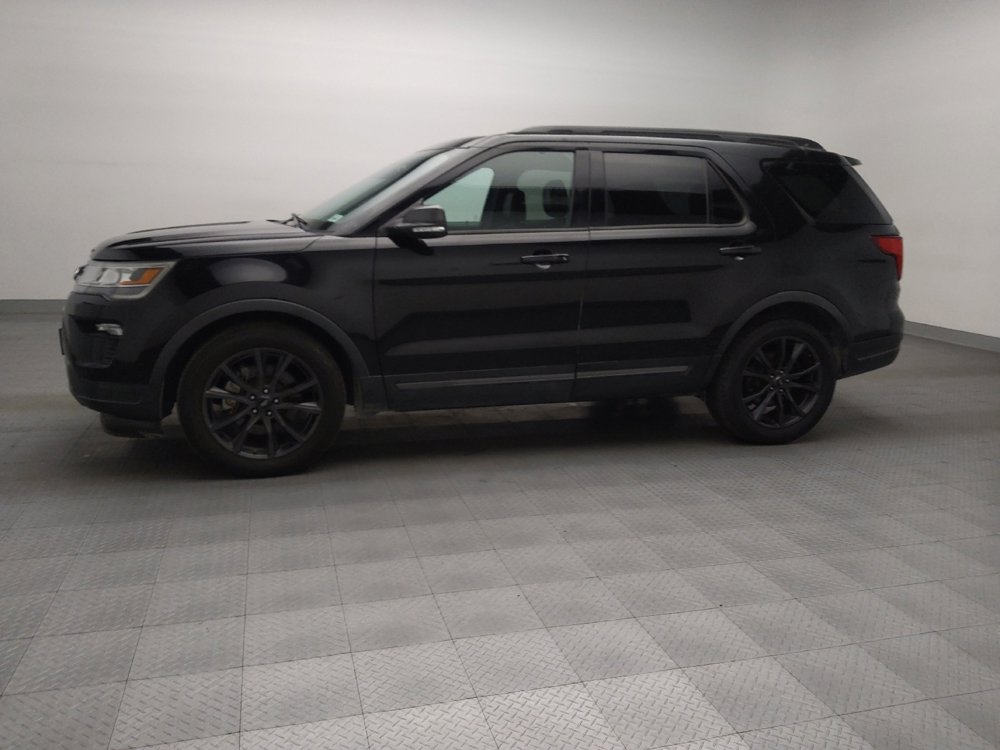 Used 2019 Ford Explorer XLT w/ Equipment Group 202A image 2