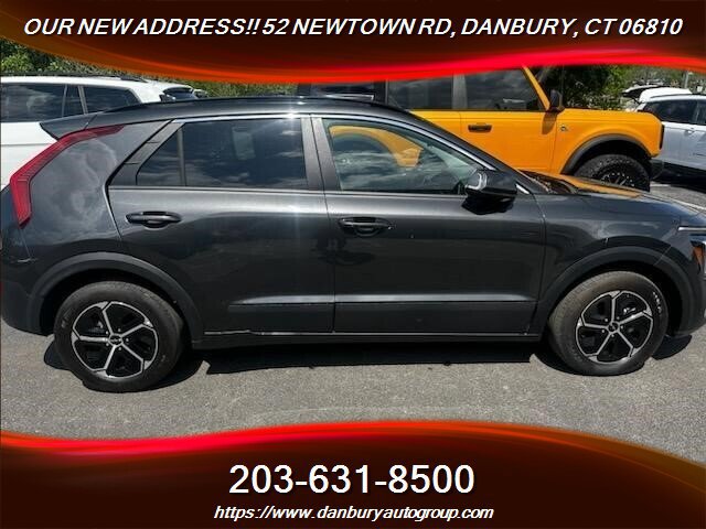 Used 2023 Kia Niro EX FWD image 5