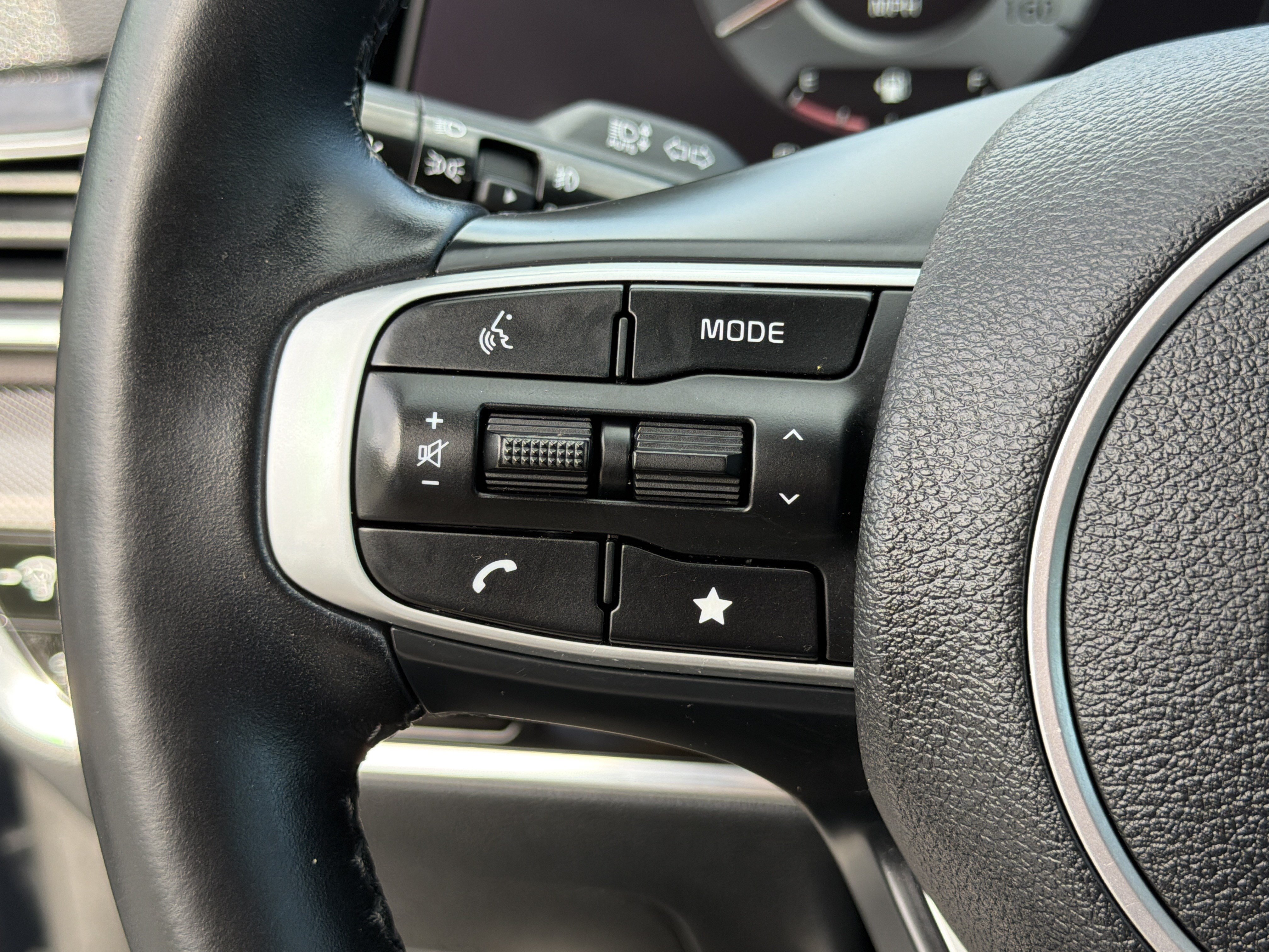 Used 2023 Kia Sportage SX AWD/4WD image 24
