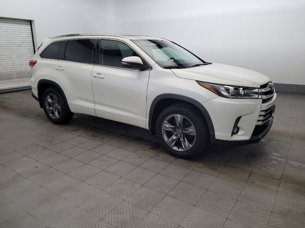 Used 2019 Toyota Highlander Limited Platinum w/ Carpet Mat Package (TMS) image 11