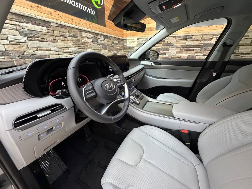Used 2023 Hyundai Palisade SEL image 10