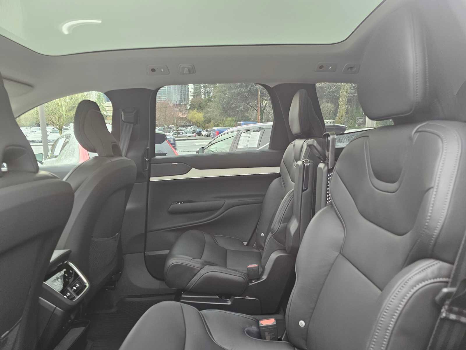 New 2026 Volvo EX90 Ultra image 17