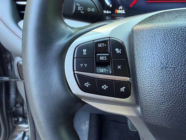 Used 2025 Ford Explorer Active AWD/4WD image 6