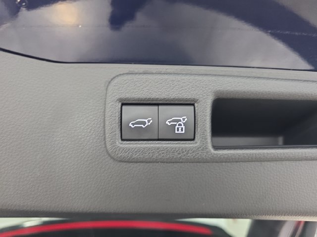 Certified 2021 Toyota Venza XLE w/ Softex Package AWD/4WD image 32