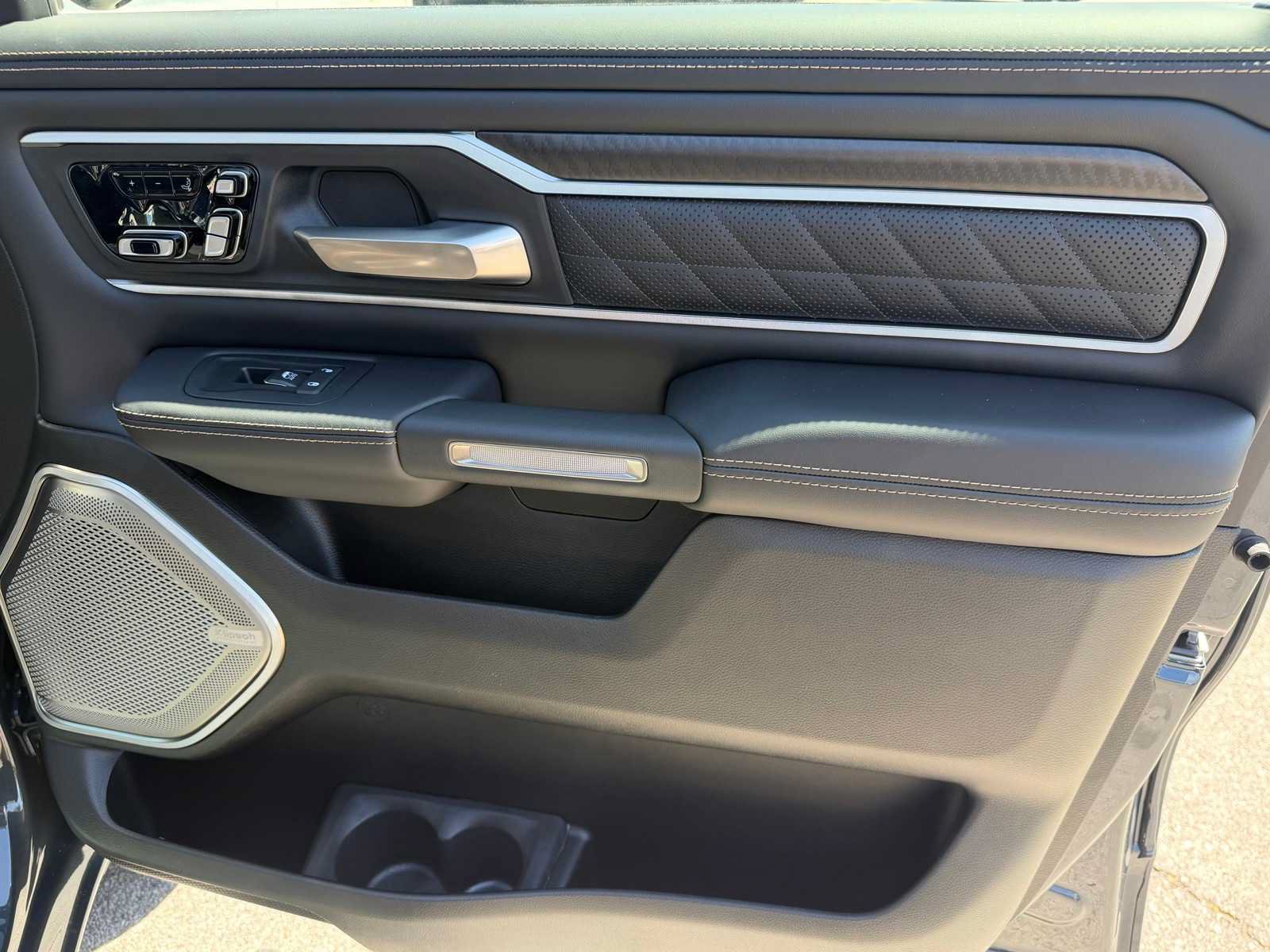 New 2026 RAM 1500 Tungsten AWD/4WD image 18