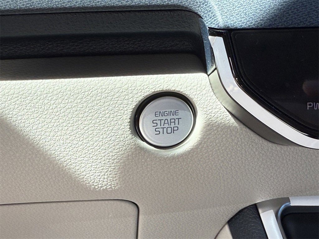 New 2026 Kia Carnival EX image 31