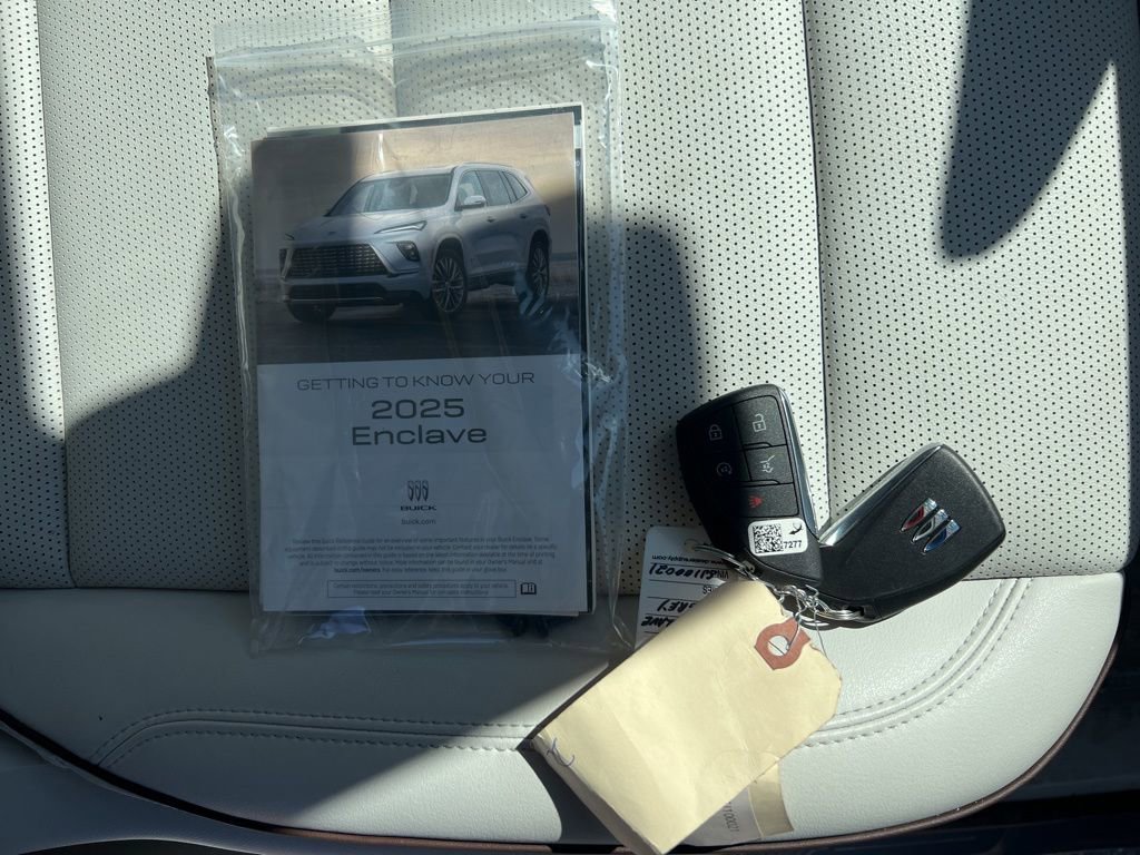 Certified 2025 Buick Enclave Avenir w/ Super Cruise Package FWD image 67