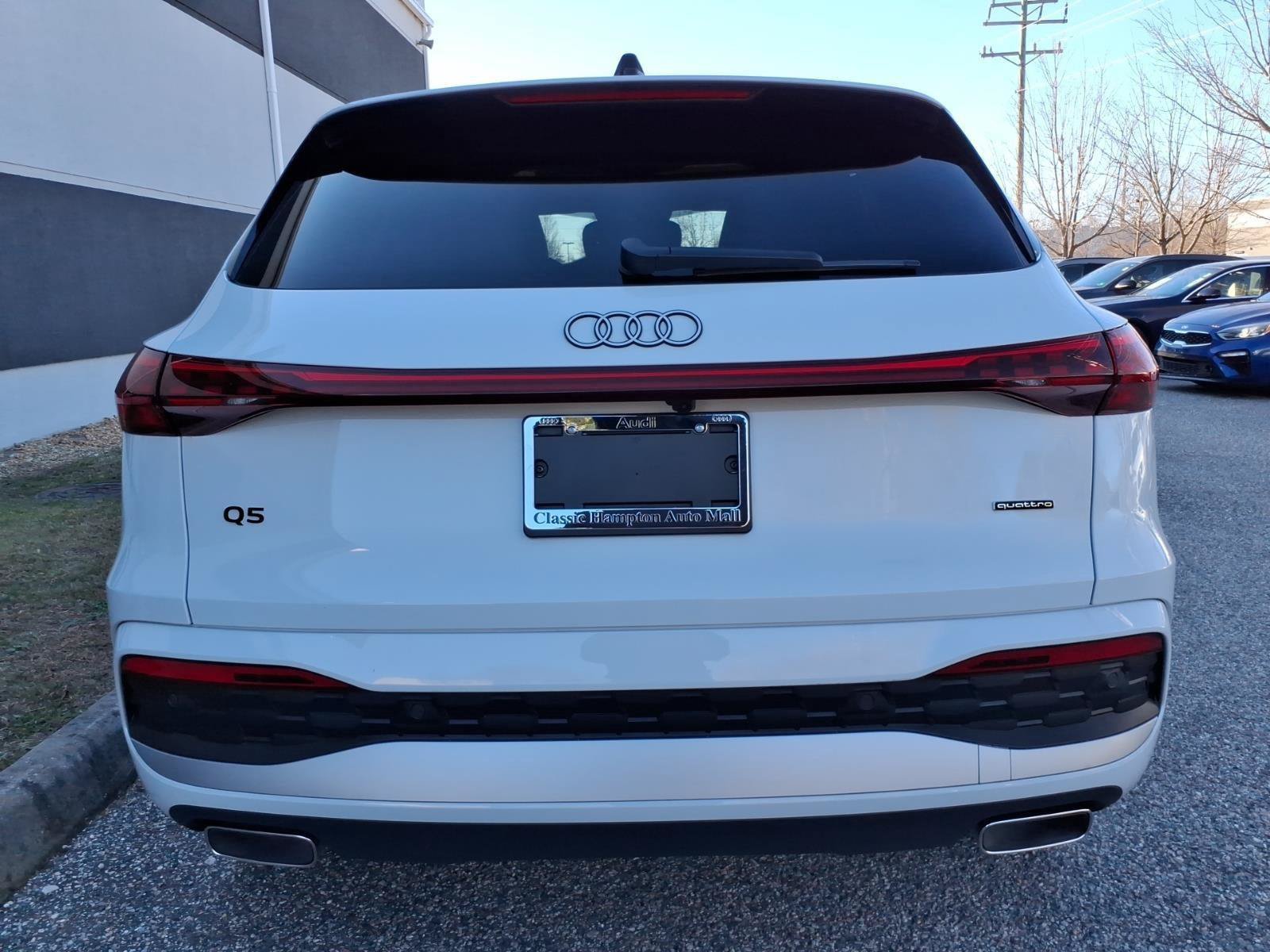 Used 2025 Audi Q5 Premium AWD/4WD image 9